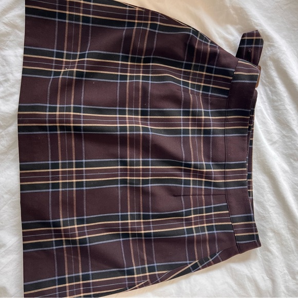 Brown plaid wrap around skirt - Picture 4 of 5